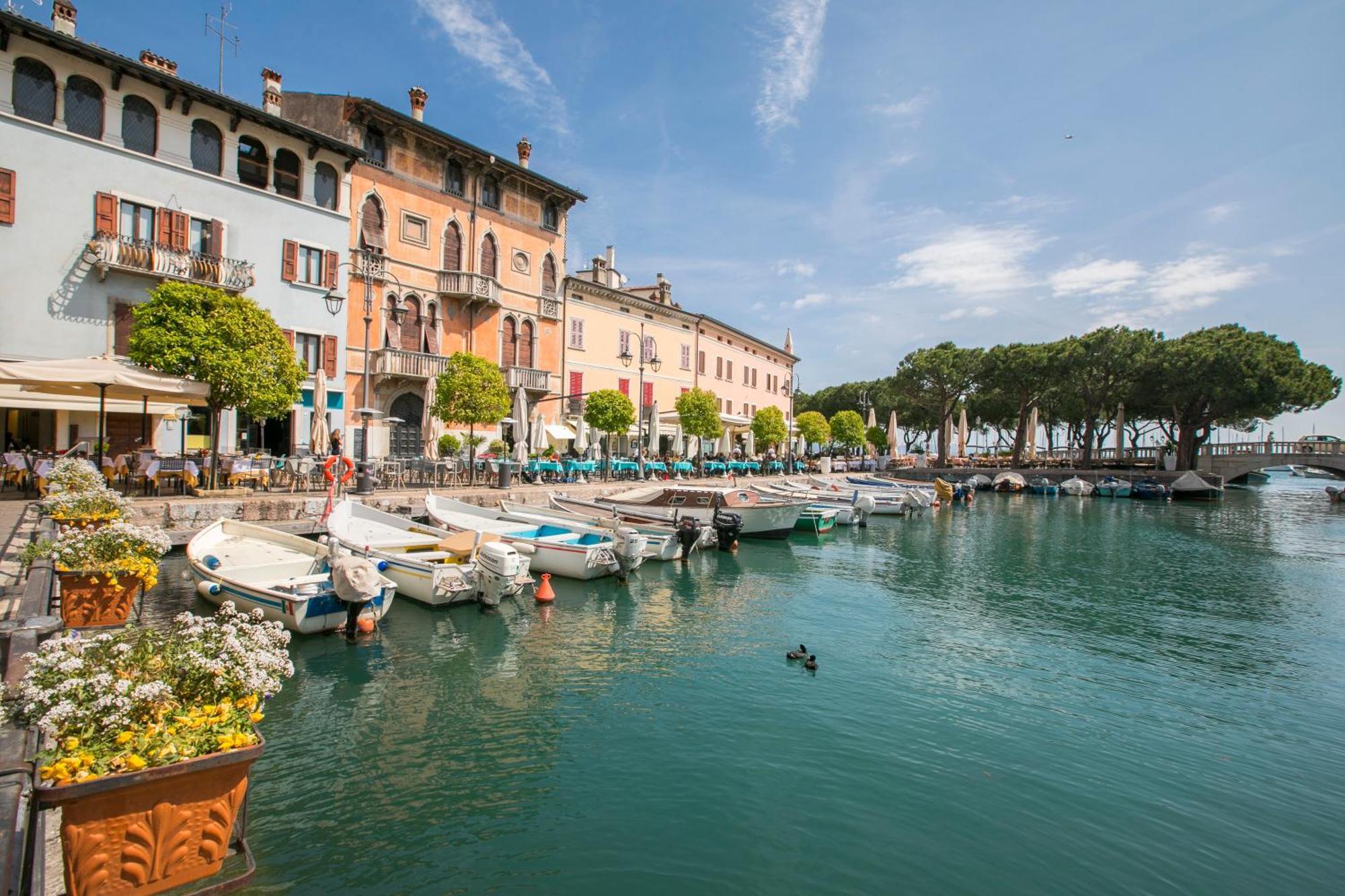 Villa Mimosa - Appartamento 1 - Happy Rentals Desenzano del Garda Ngoại thất bức ảnh